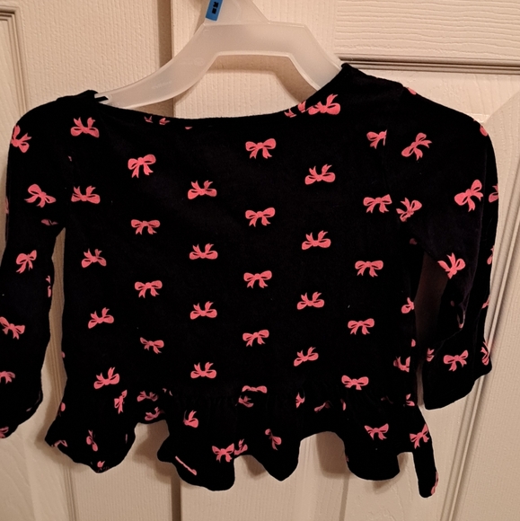 The Children's Place Black and Pink Bow Kids Top good preloved condition. - Picture 4 of 4